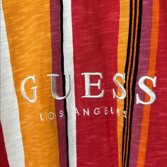 Guess Men’s‎ Multicolor Striped Tee Size Small Red Orange Pink White Black - Picture 2 of 7